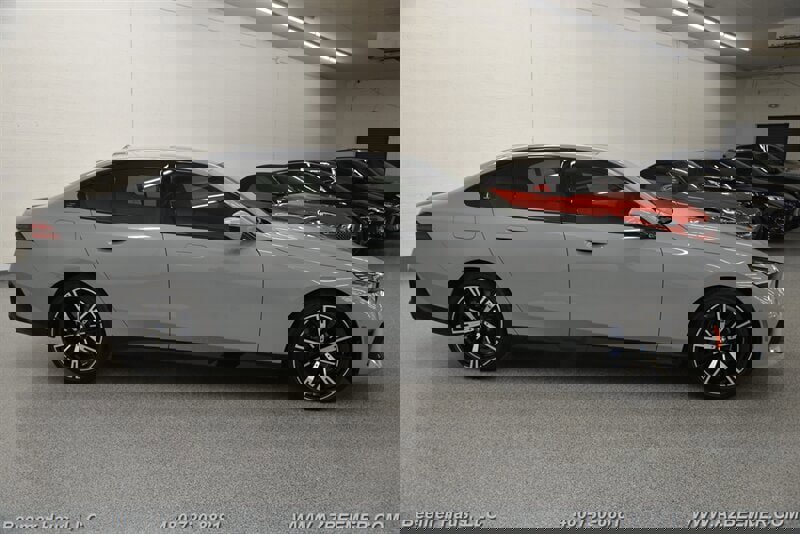 Used 2026 BMW 530i w/ M Sport Package image 8