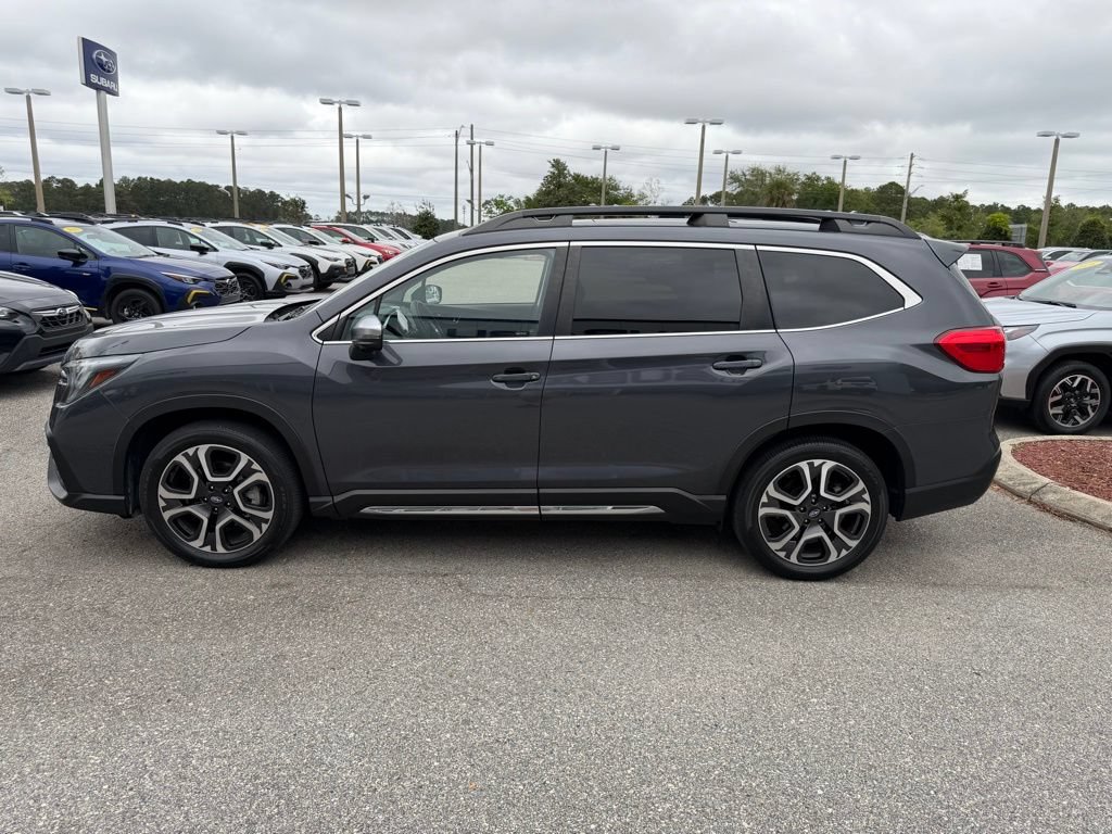 Used 2023 Subaru Ascent Limited w/ Technology Package AWD/4WD image 12