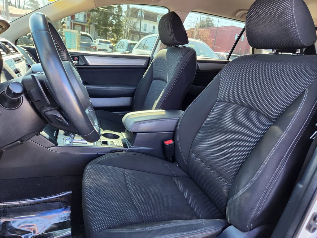 Used 2018 Subaru Outback 2.5i Premium image 10