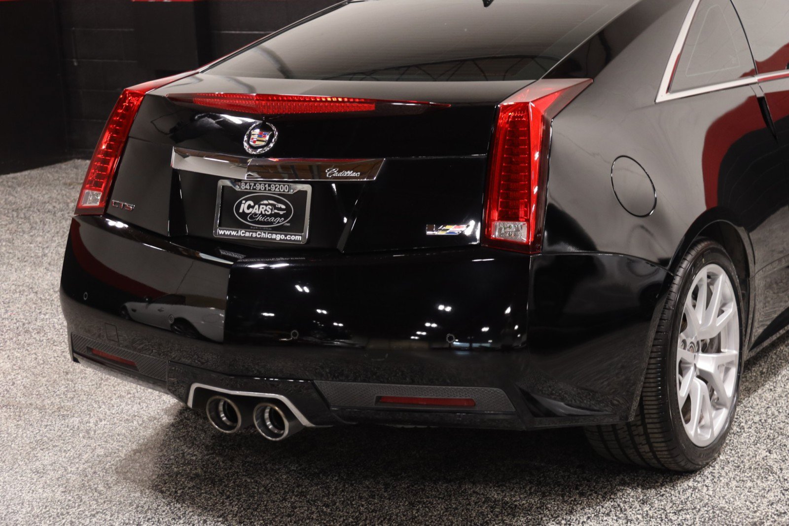 Used 2014 Cadillac CTS V w/ Wood Trim Package RWD image 29
