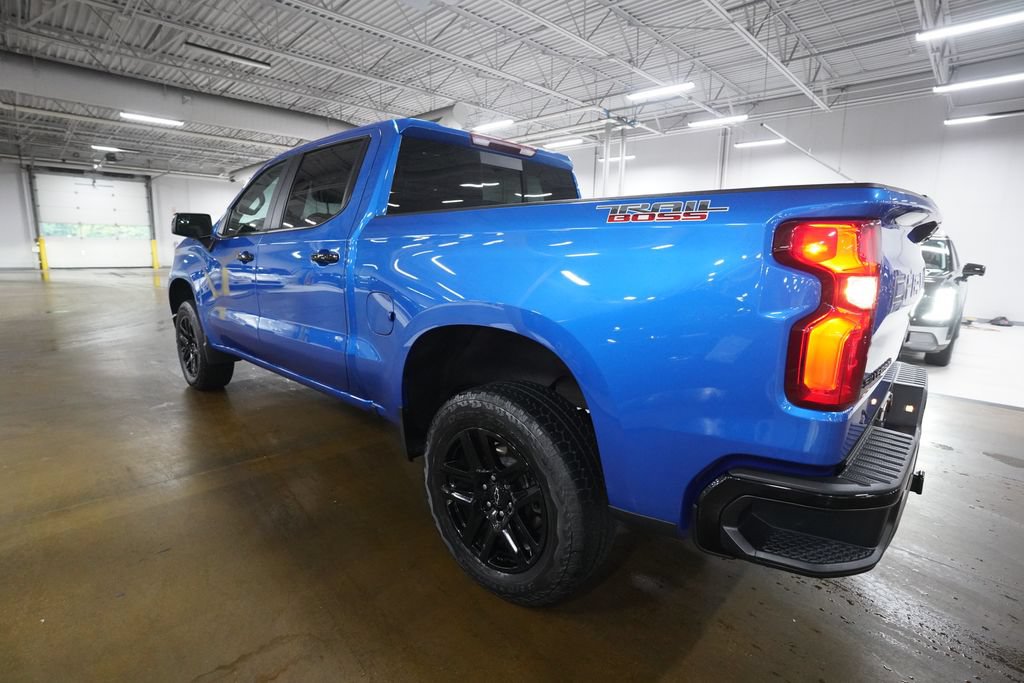 Used 2023 Chevrolet Silverado 1500 LT Trail Boss w/ Convenience Package II AWD/4WD image 12