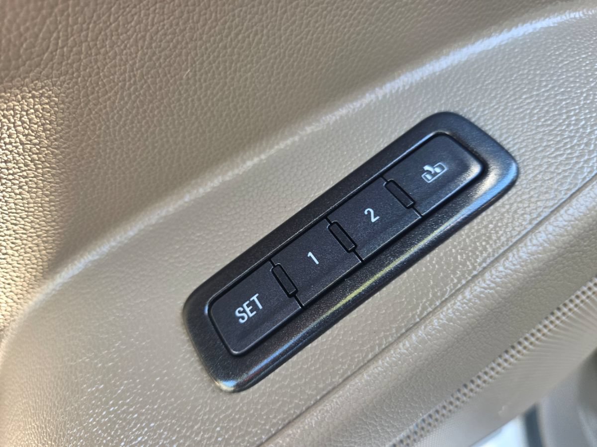 Used 2016 GMC Yukon SLT RWD image 23