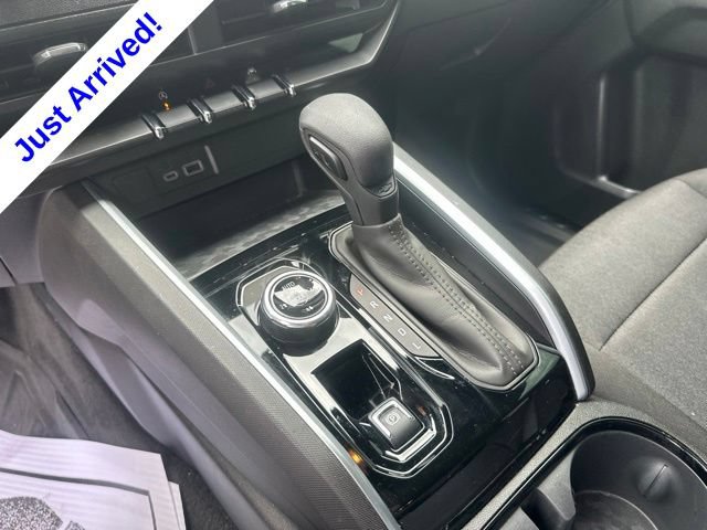 Used 2024 Chevrolet Colorado Trail Boss w/ Advanced Trailering Package AWD/4WD image 25
