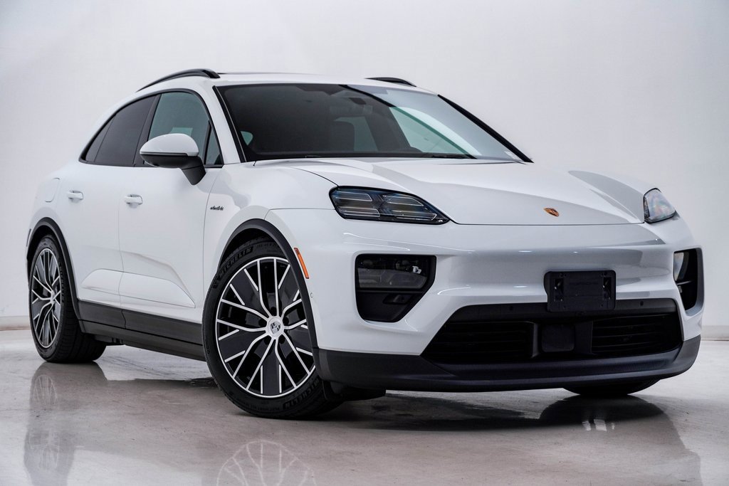 Certified 2025 Porsche Macan 4S Electric image 8