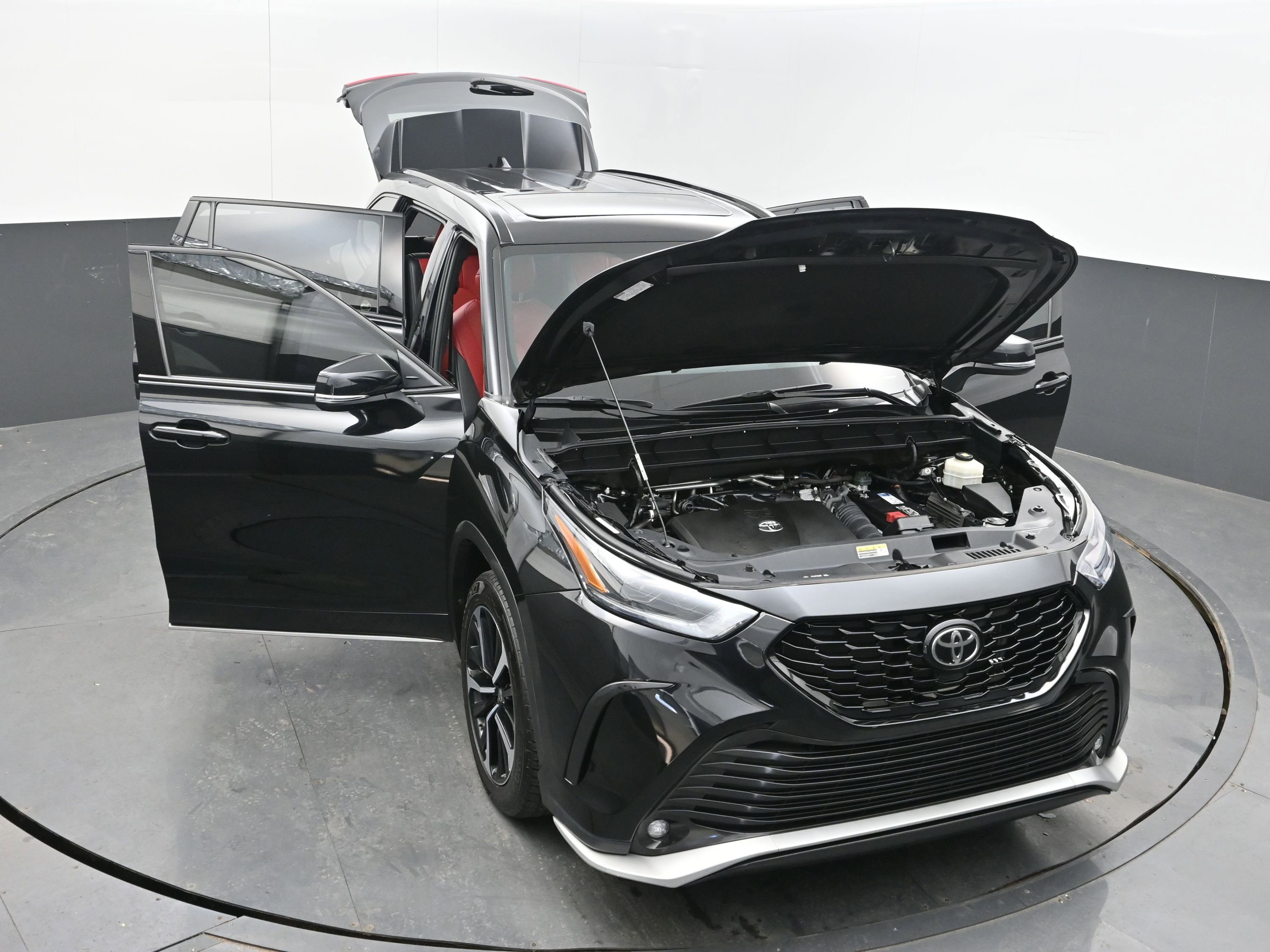 Used 2022 Toyota Highlander XSE image 42