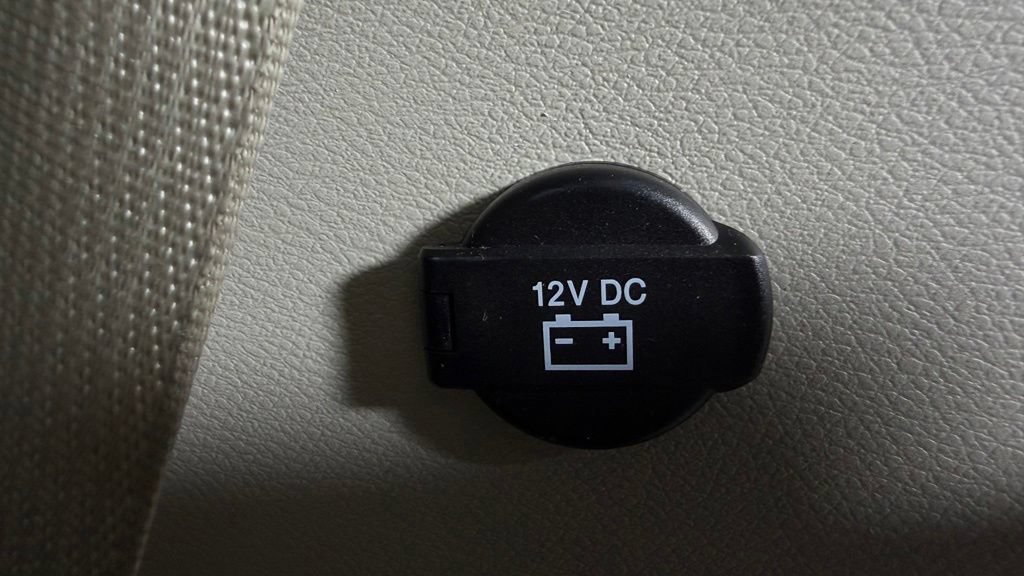 Used 2018 Chrysler Pacifica Touring-L w/ Premium Audio Group FWD image 13