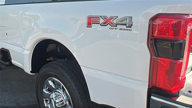 New 2026 Ford F350 Lariat image 15