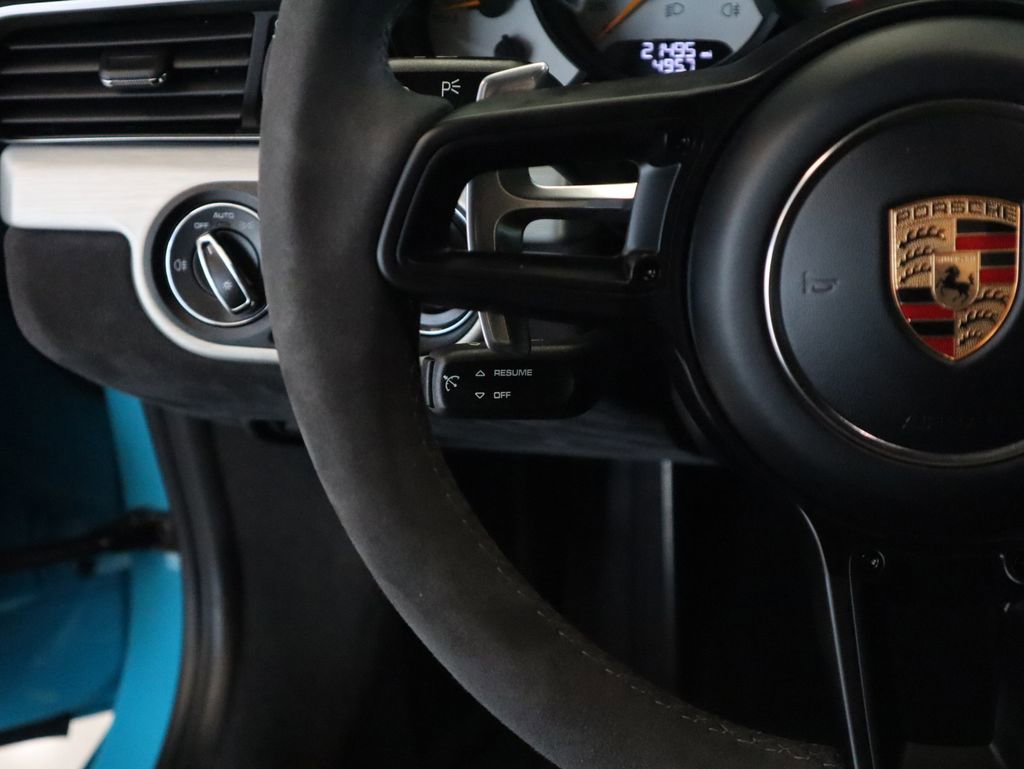 Used 2018 Porsche 911 GT3 image 48