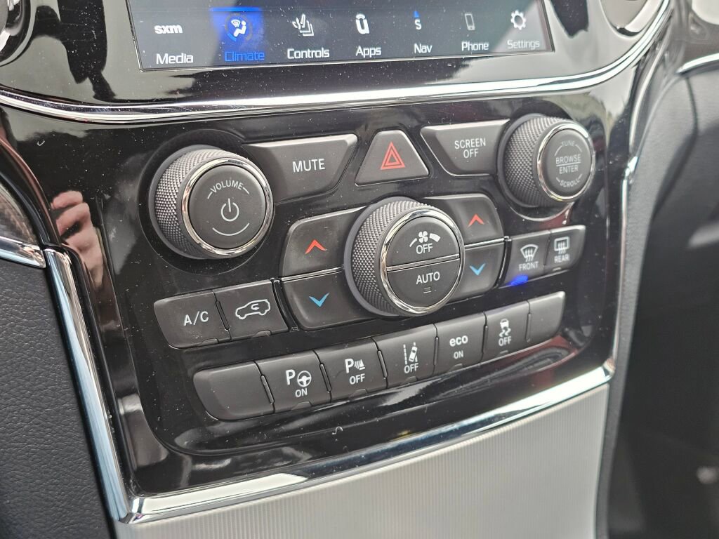 Used 2020 Jeep Grand Cherokee SRT image 24