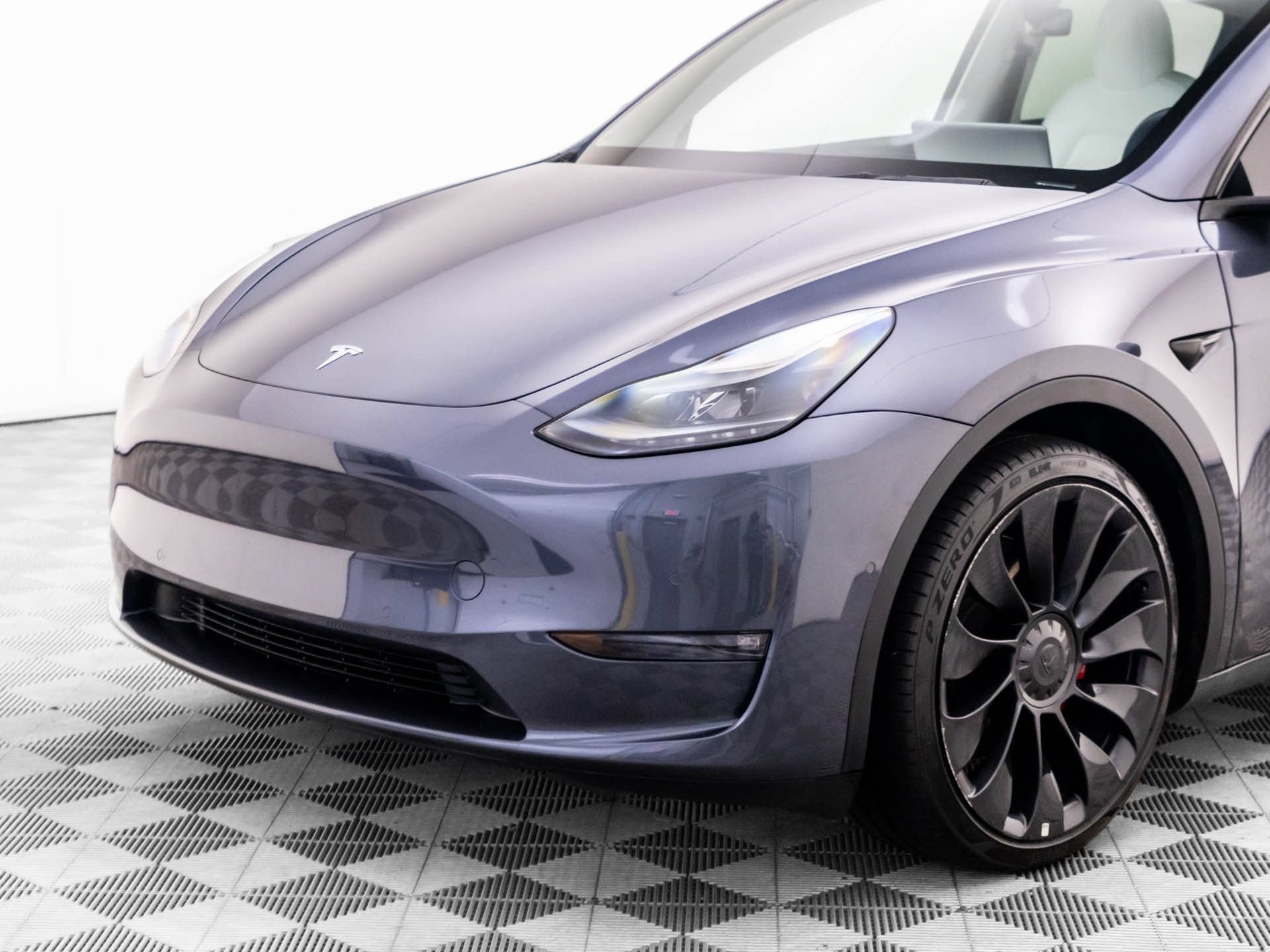 Used 2022 Tesla Model Y Performance AWD/4WD image 35