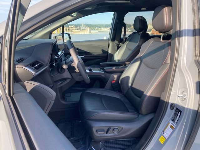 Certified 2025 Toyota Sienna XSE AWD/4WD image 22