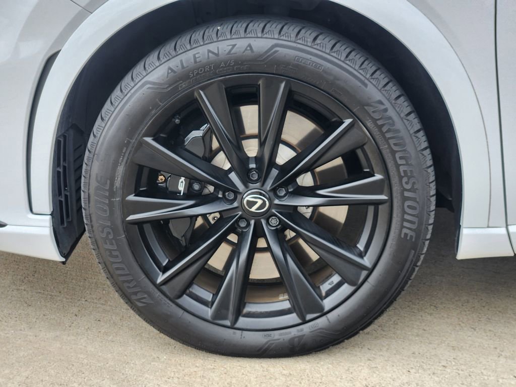 Used 2024 Lexus RX 500h F Sport w/ Cold Area Package image 10