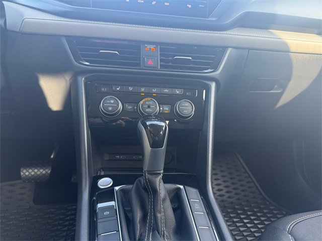 Certified 2024 Volkswagen Taos SE w/ Panoramic Sunroof Package image 15