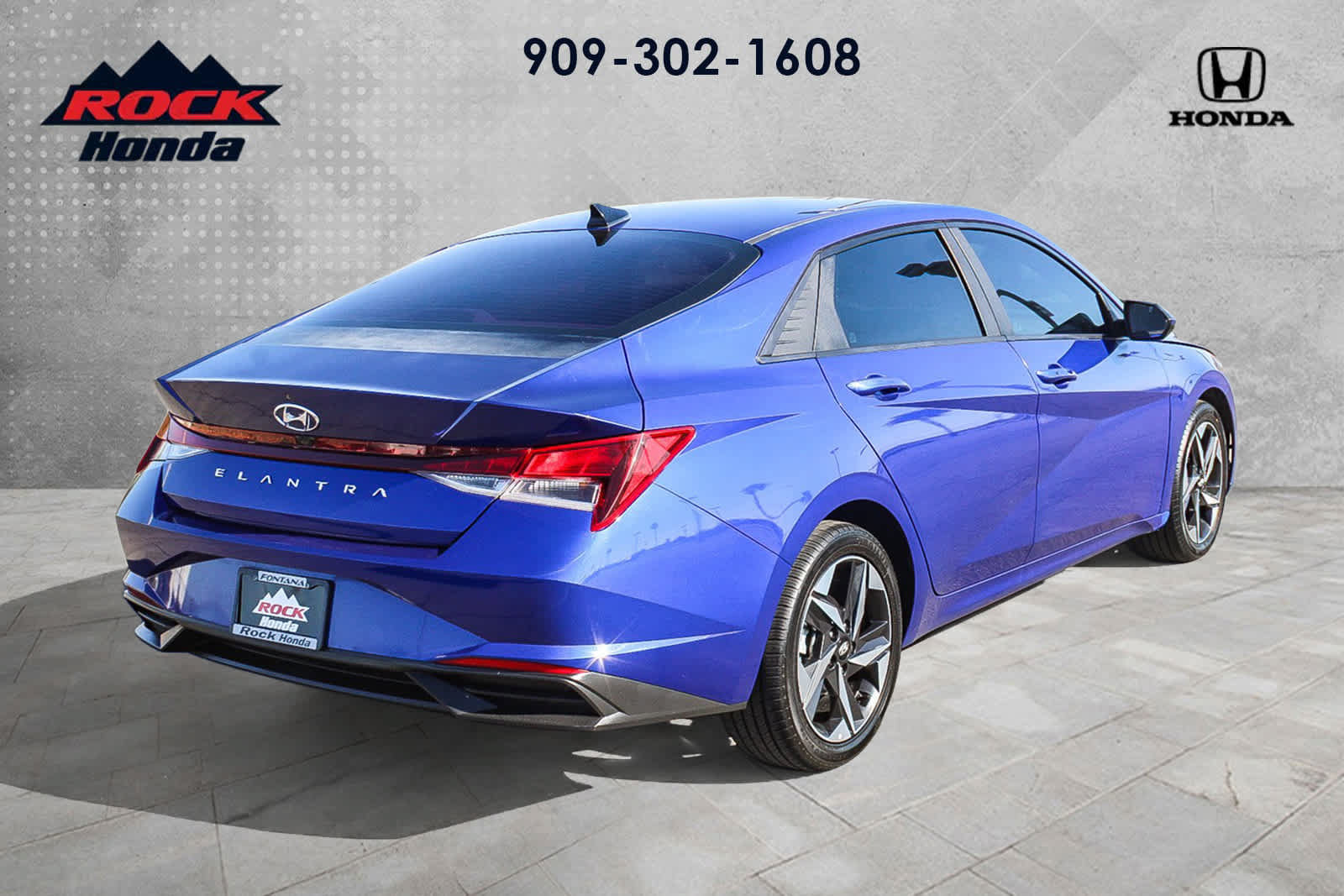 Used 2023 Hyundai Elantra SEL w/ Convenience Package FWD image 6