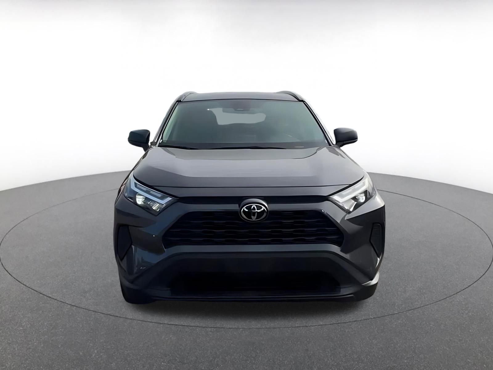 Used 2025 Toyota RAV4 LE image 4