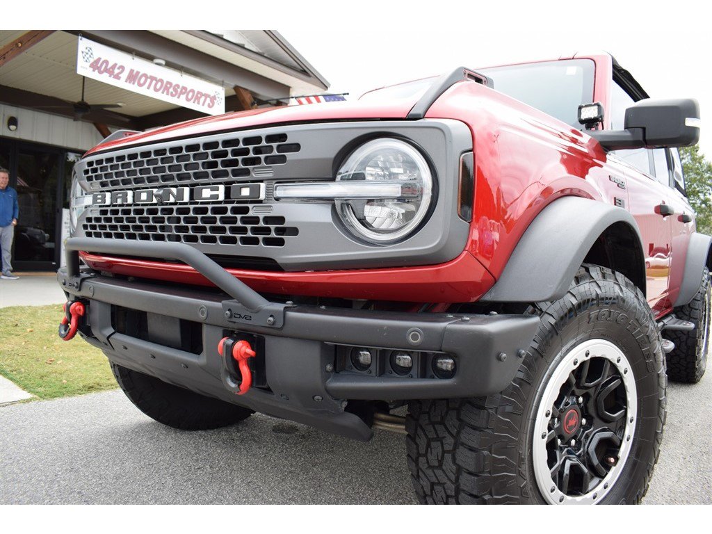 Used 2021 Ford Bronco Badlands image 11