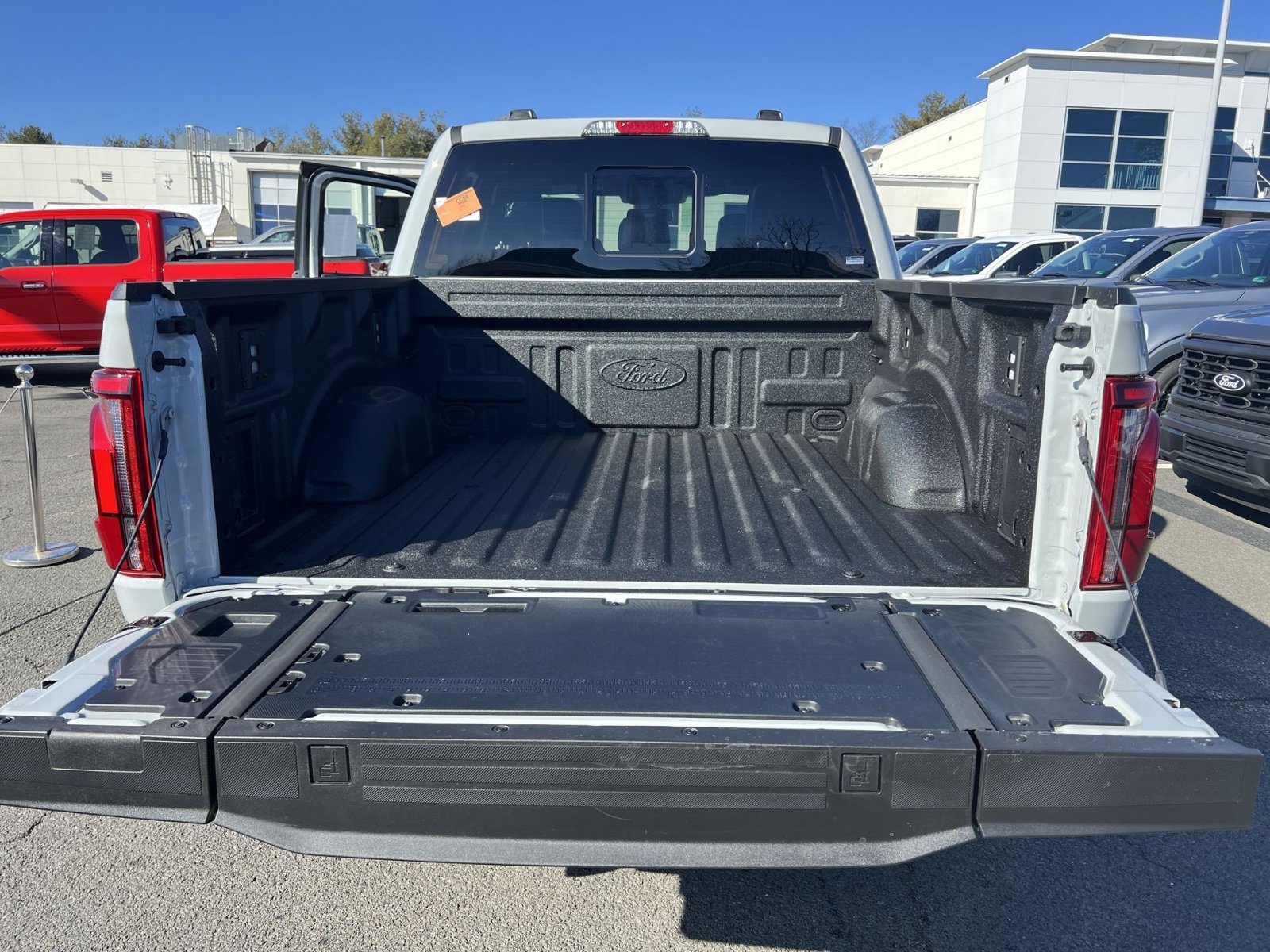 New 2026 Ford F150 Lariat w/ Equipment Group 501A Mid image 25