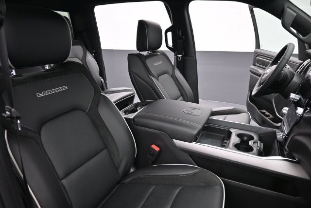 New 2027 RAM 1500 Laramie AWD/4WD image 30