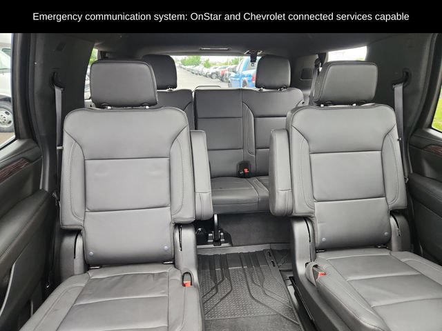 Used 2024 Chevrolet Tahoe Z71 w/ Luxury Package AWD/4WD image 32