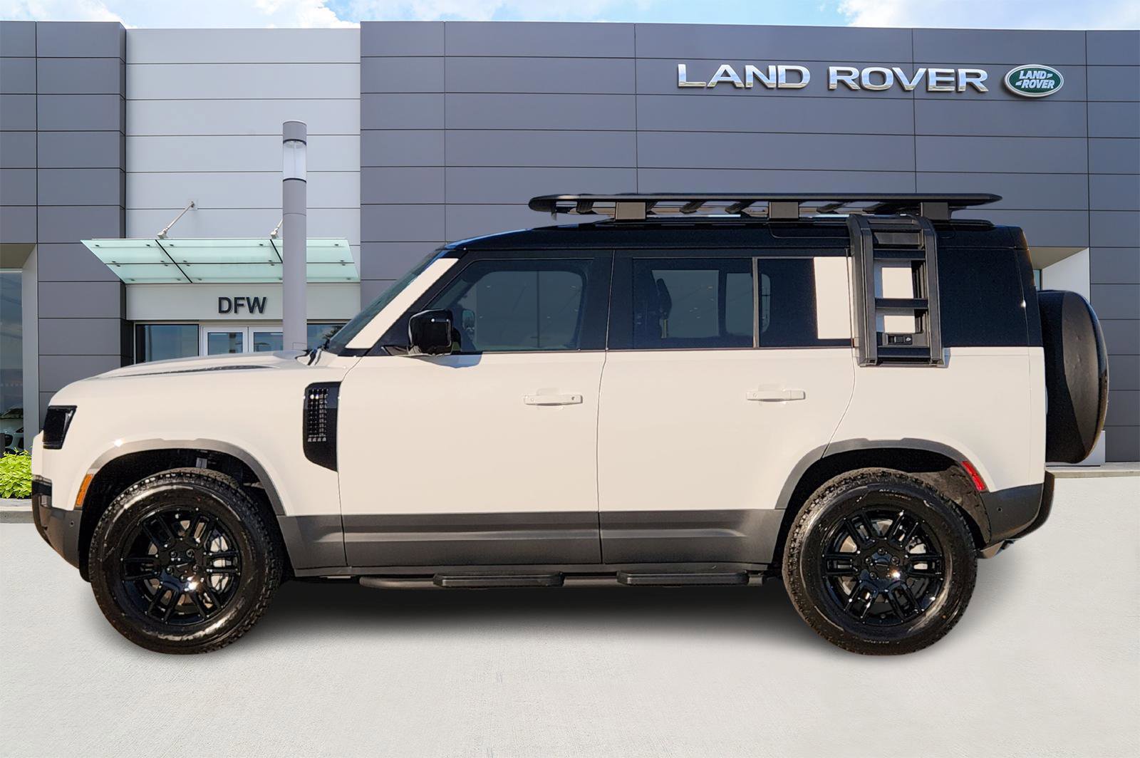 New 2026 Land Rover Defender 110 S image 3