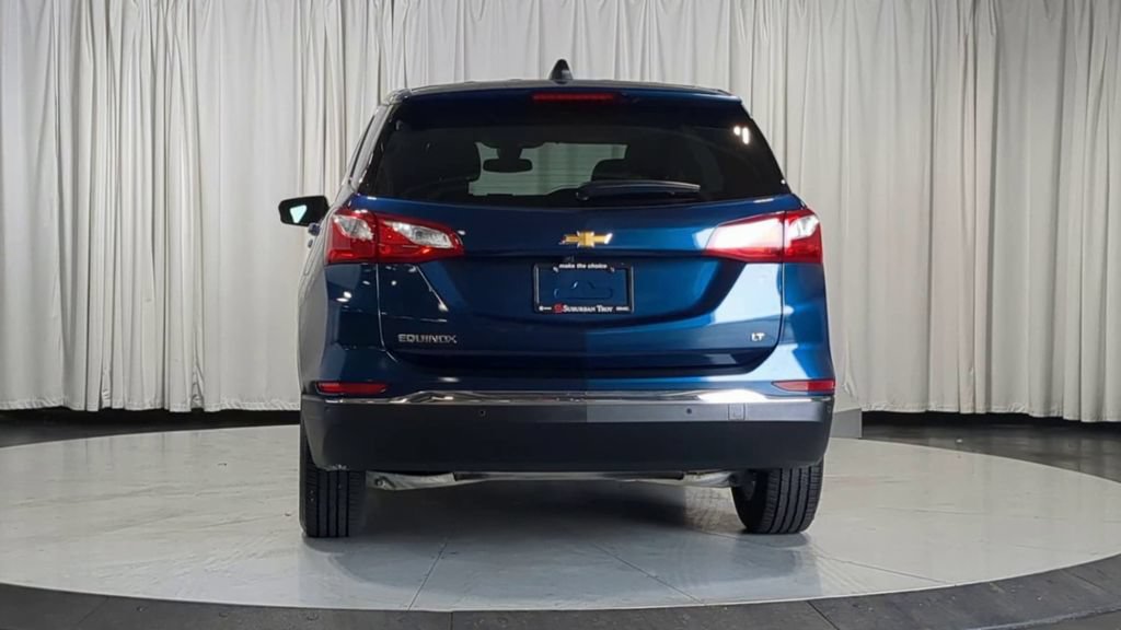 Used 2020 Chevrolet Equinox LT w/ Driver Convenience Package FWD image 9