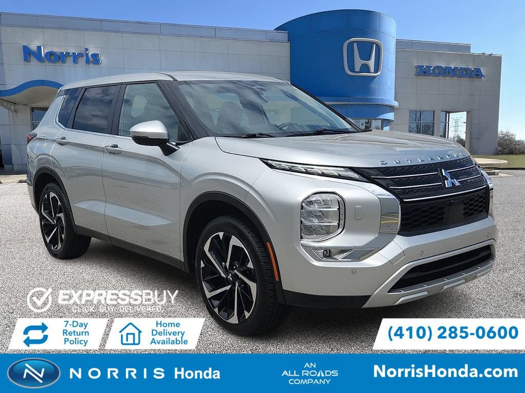 Used 2024 Mitsubishi Outlander AWD