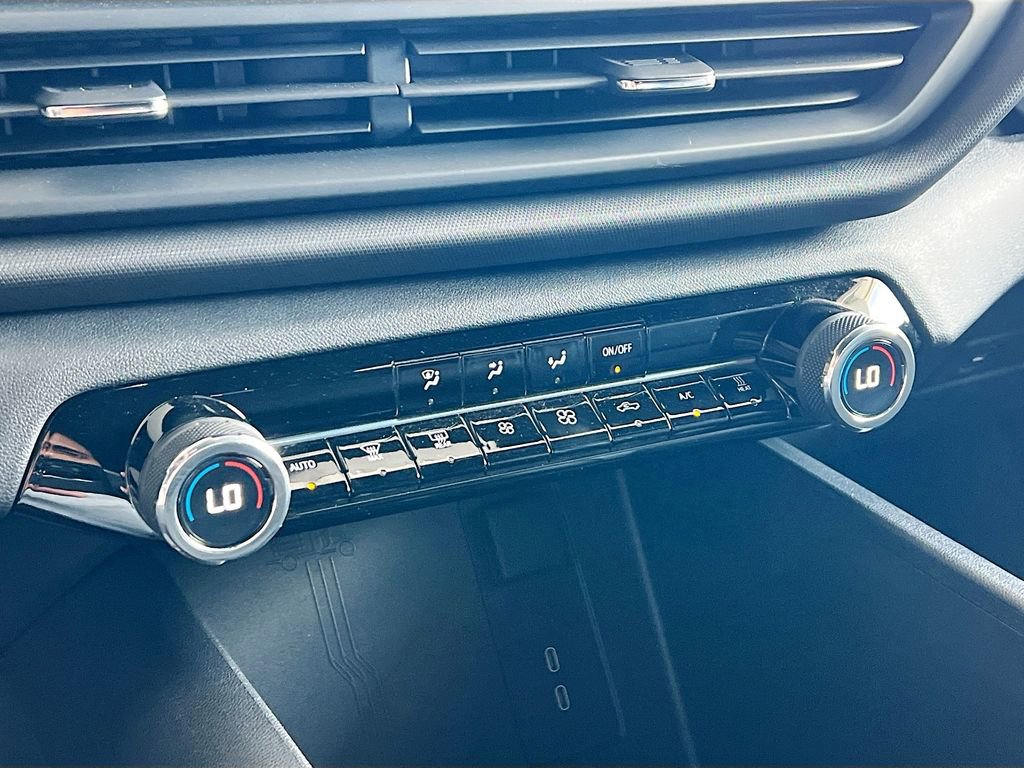 Used 2024 Chevrolet Silverado EV W/T AWD/4WD image 14