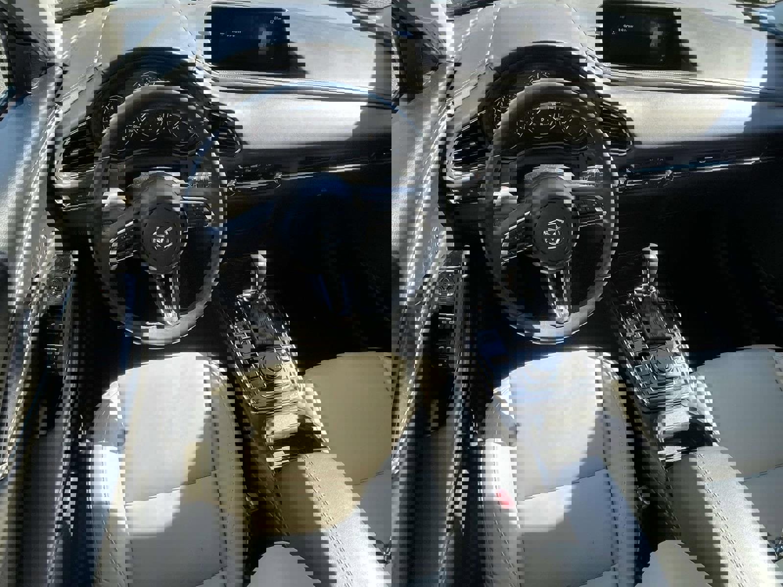 Used 2025 MAZDA CX-30 AWD 2.5 S w/ Preferred Package image 11