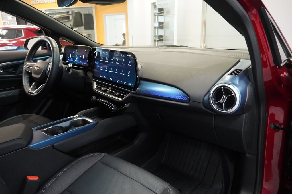 New 2026 Chevrolet Equinox EV LT w/ LPO, Blackout Package FWD image 37