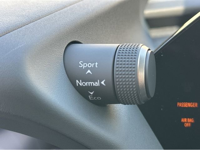 New 2026 Lexus UX 300h FWD image 11