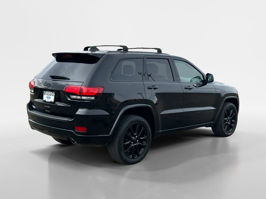 Used 2019 Jeep Grand Cherokee Altitude image 6