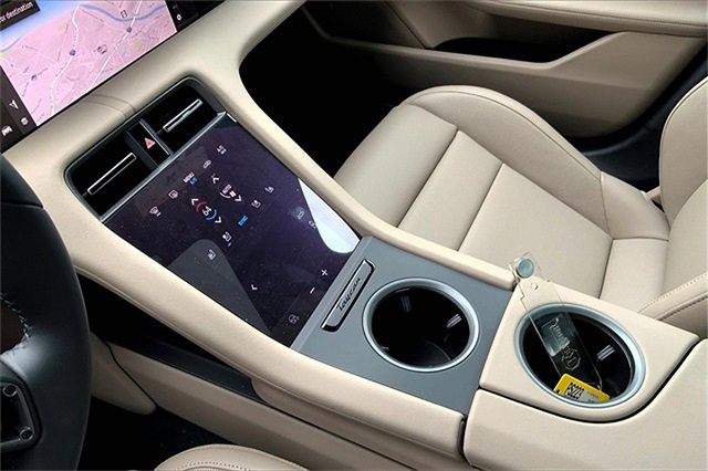 New 2025 Porsche Taycan image 35