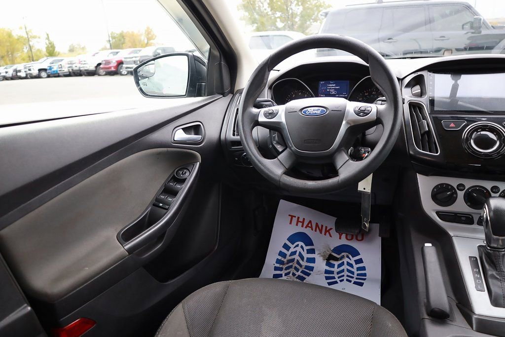 Used 2014 Ford Focus SE w/ SE Winter Package image 19