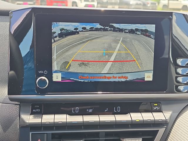 Used 2026 Toyota Camry SE w/ Convenience Package FWD image 23