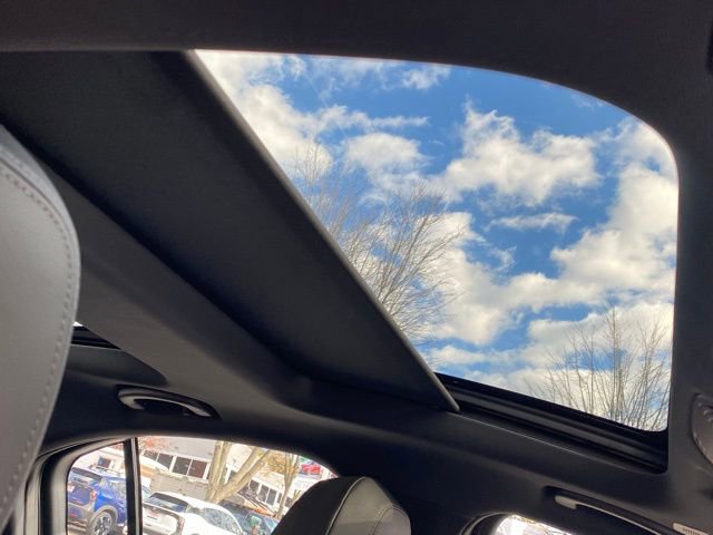 New 2025 Alfa Romeo Giulia AWD image 41