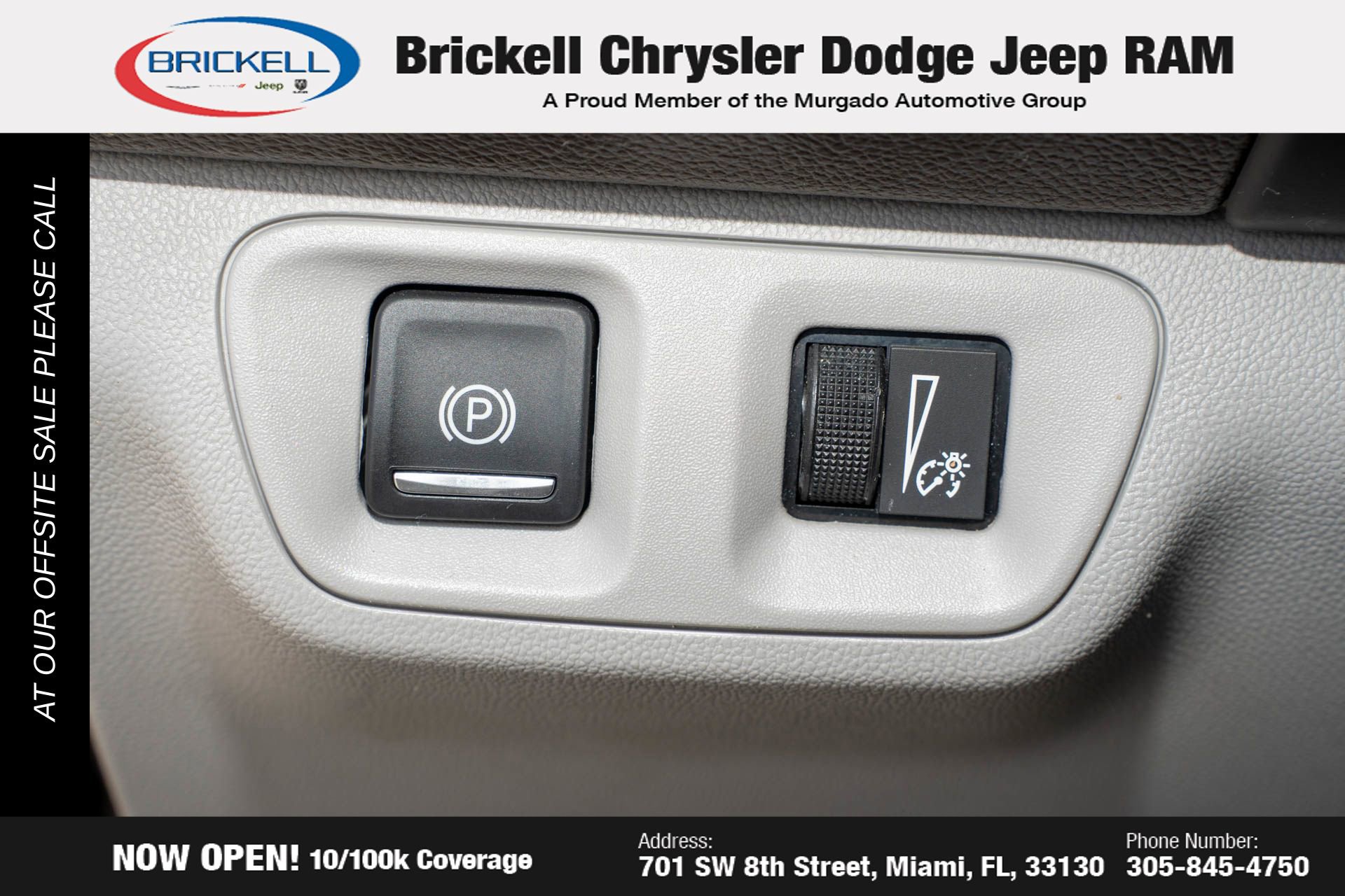 Used 2018 GMC Acadia SLT image 30