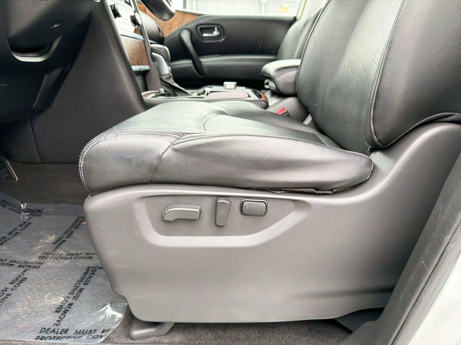 Used 2021 Nissan Armada SL w/ Captain's Chairs Package AWD/4WD image 14