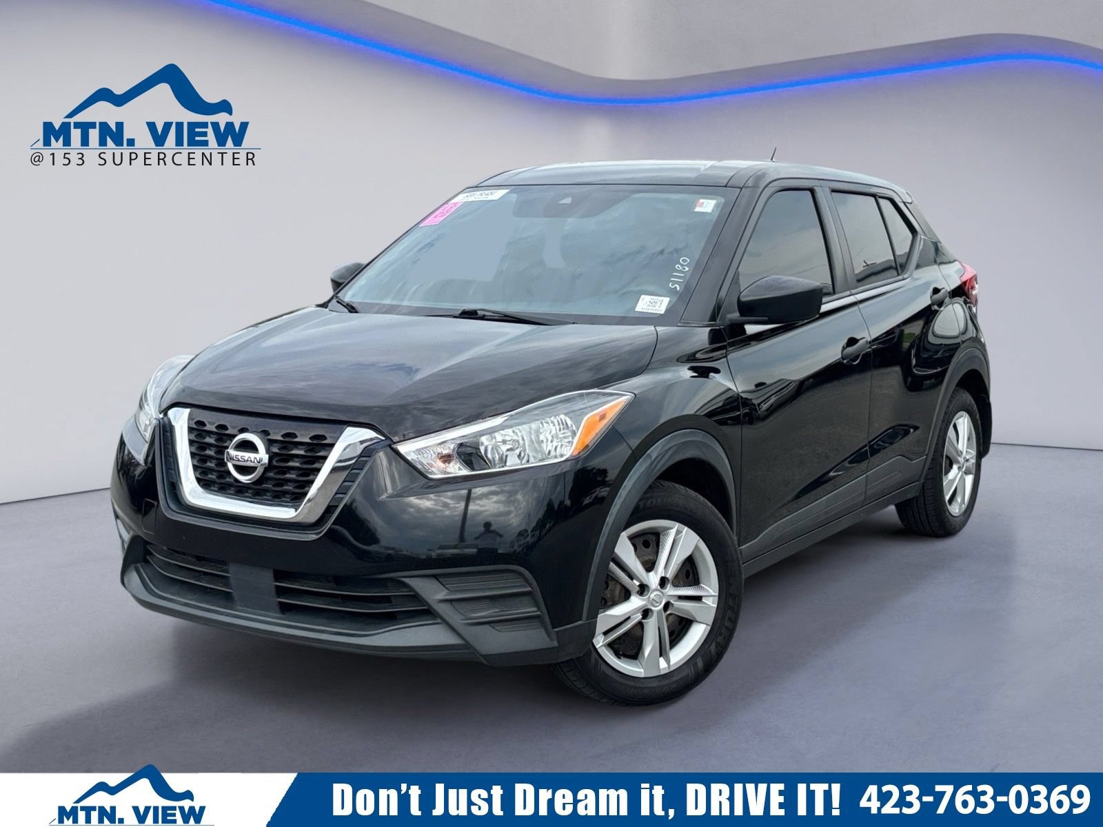 Used 2020 Nissan Kicks S FWD image 1