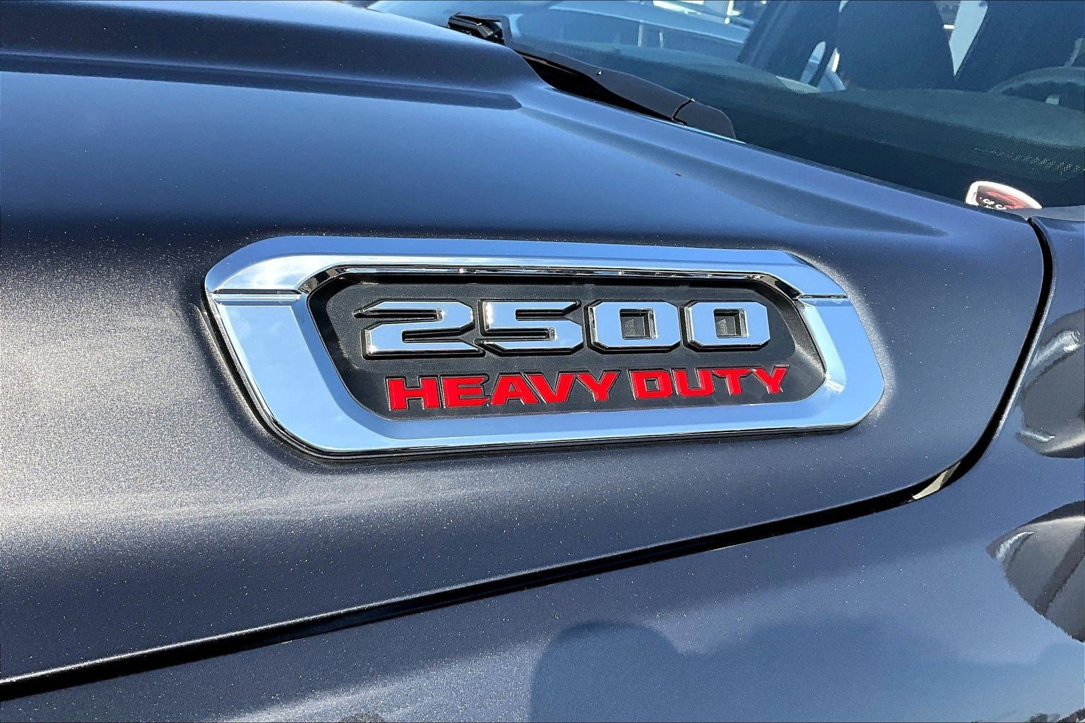 Used 2024 RAM 2500 Tradesman w/ Chrome Appearance Group image 25