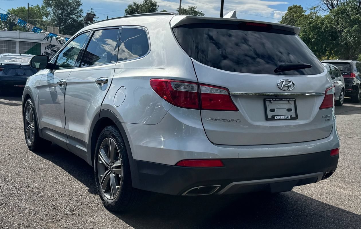 Used 2013 Hyundai Santa Fe Limited w/ Technology Pkg AWD/4WD image 5