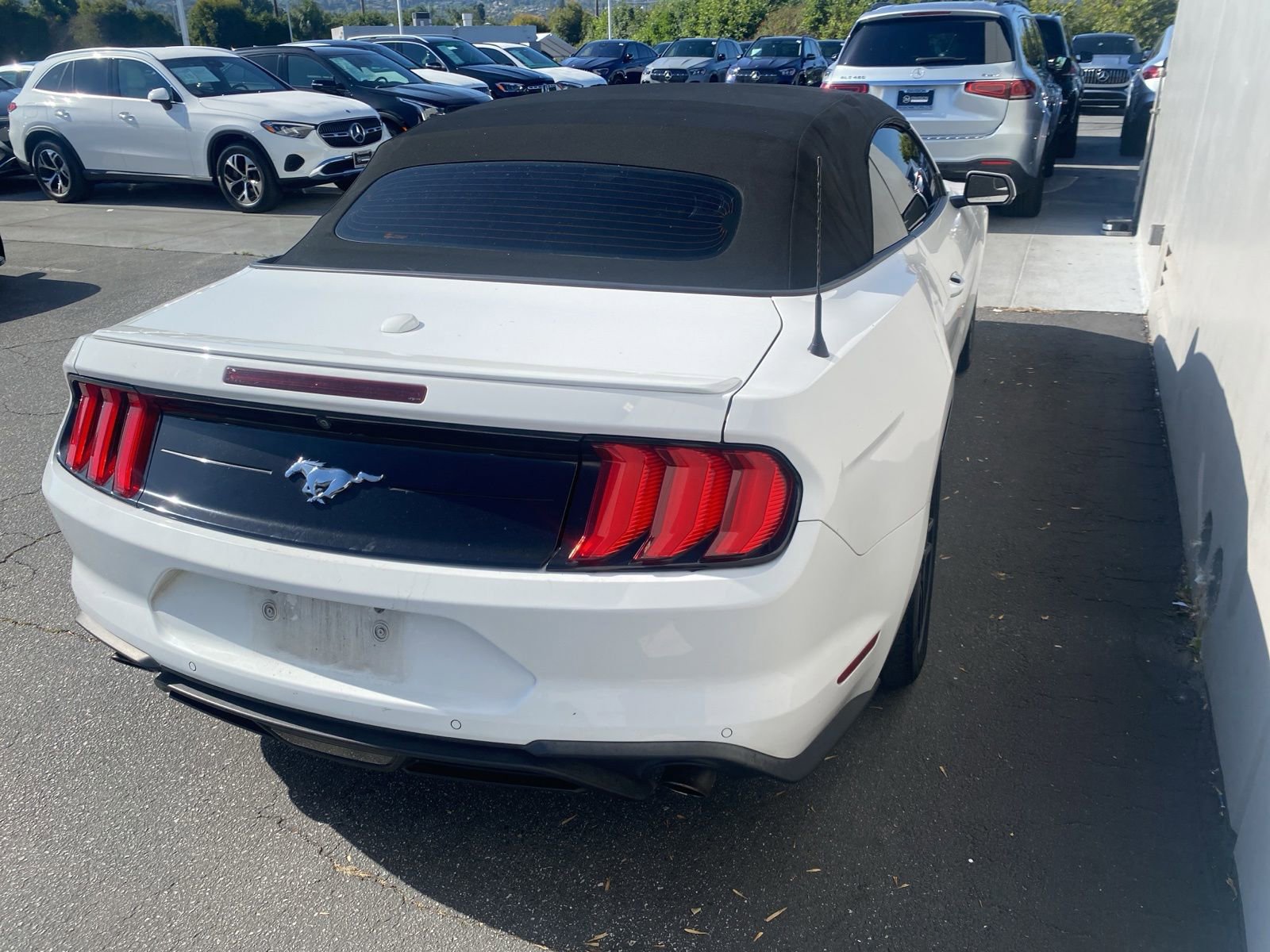 Used 2020 Ford Mustang Premium RWD image 3