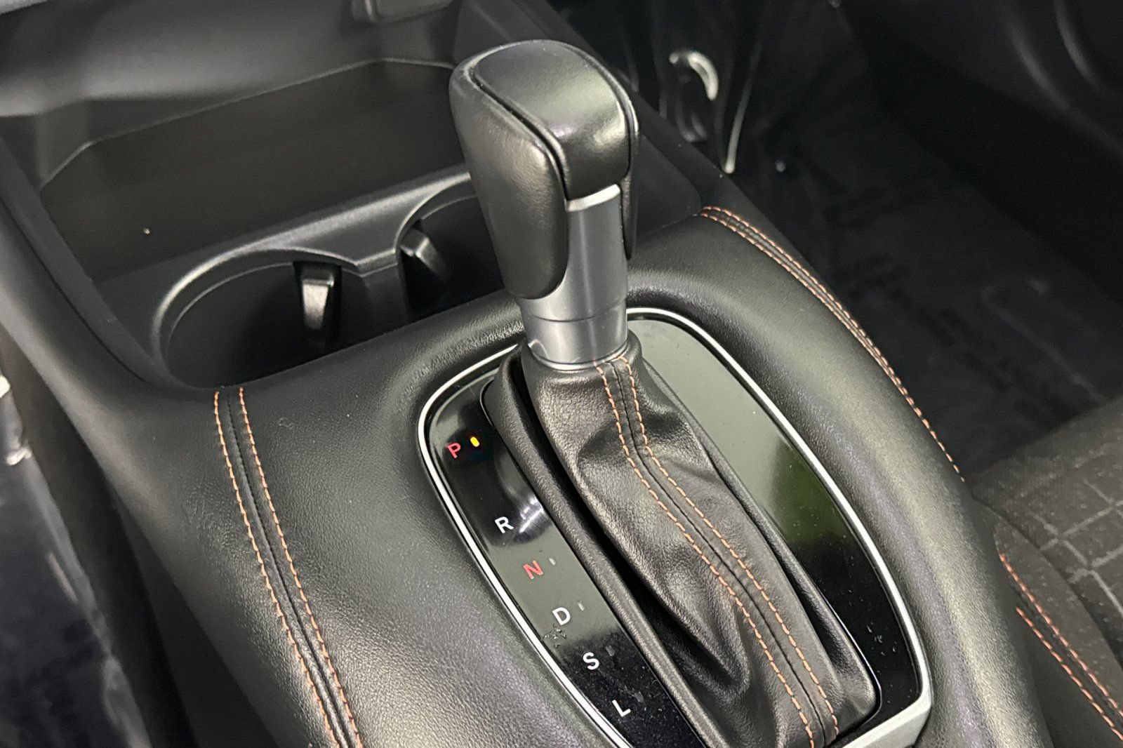 Used 2025 Honda HR-V Sport image 18