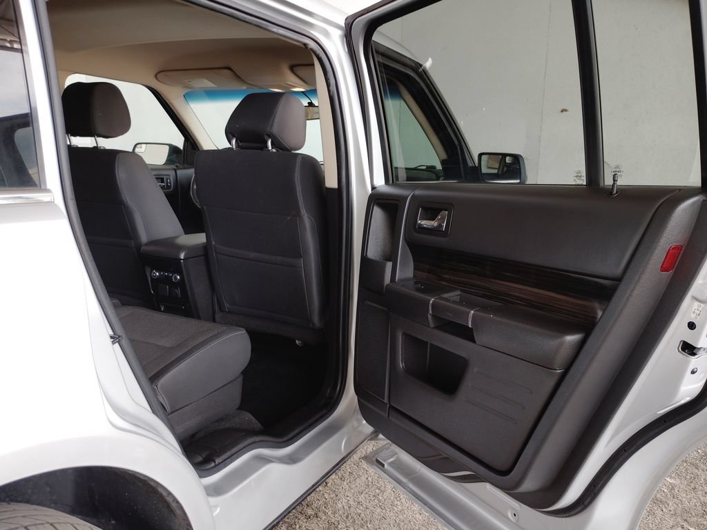 Used 2019 Ford Flex SEL AWD/4WD image 17
