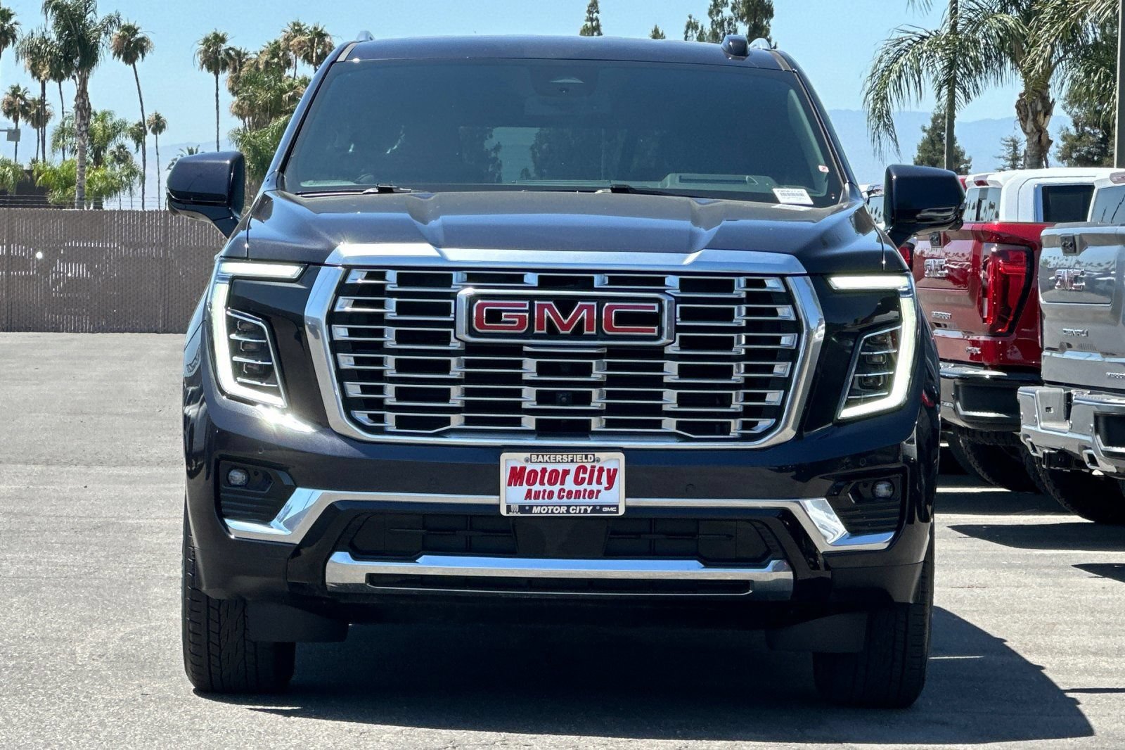 Certified 2025 GMC Yukon Denali RWD image 9