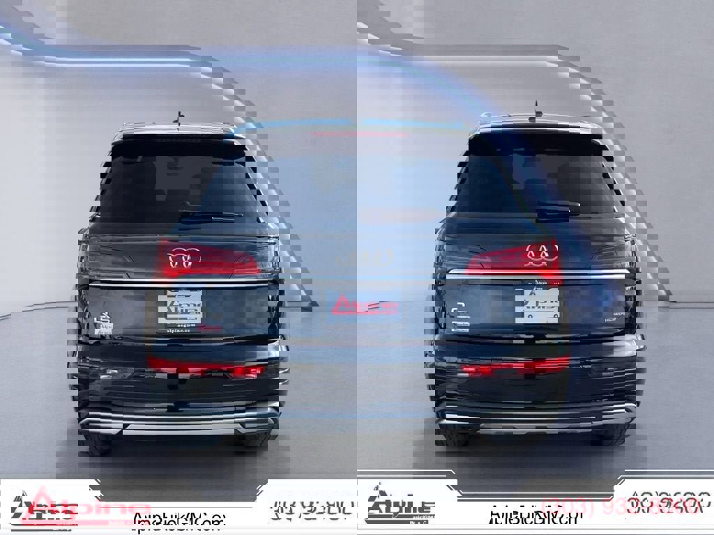 Used 2021 Audi Q5 Premium image 4