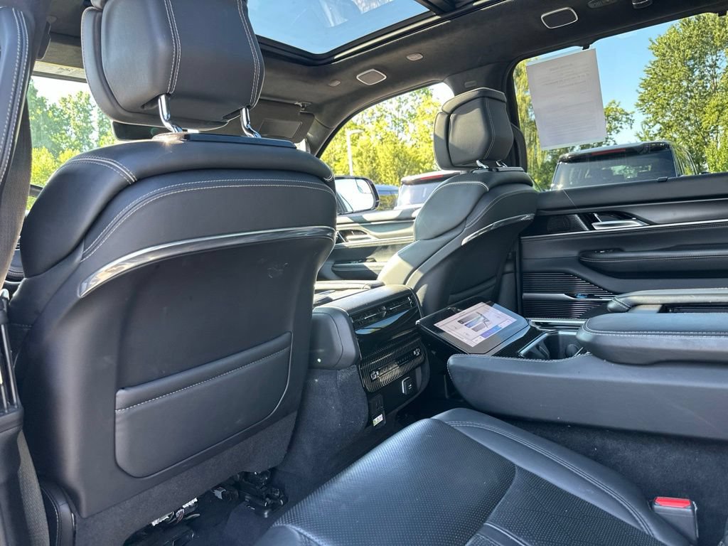 Used 2024 Jeep Grand Wagoneer L Series II w/ Quick Order Packagew 28T AWD/4WD image 44