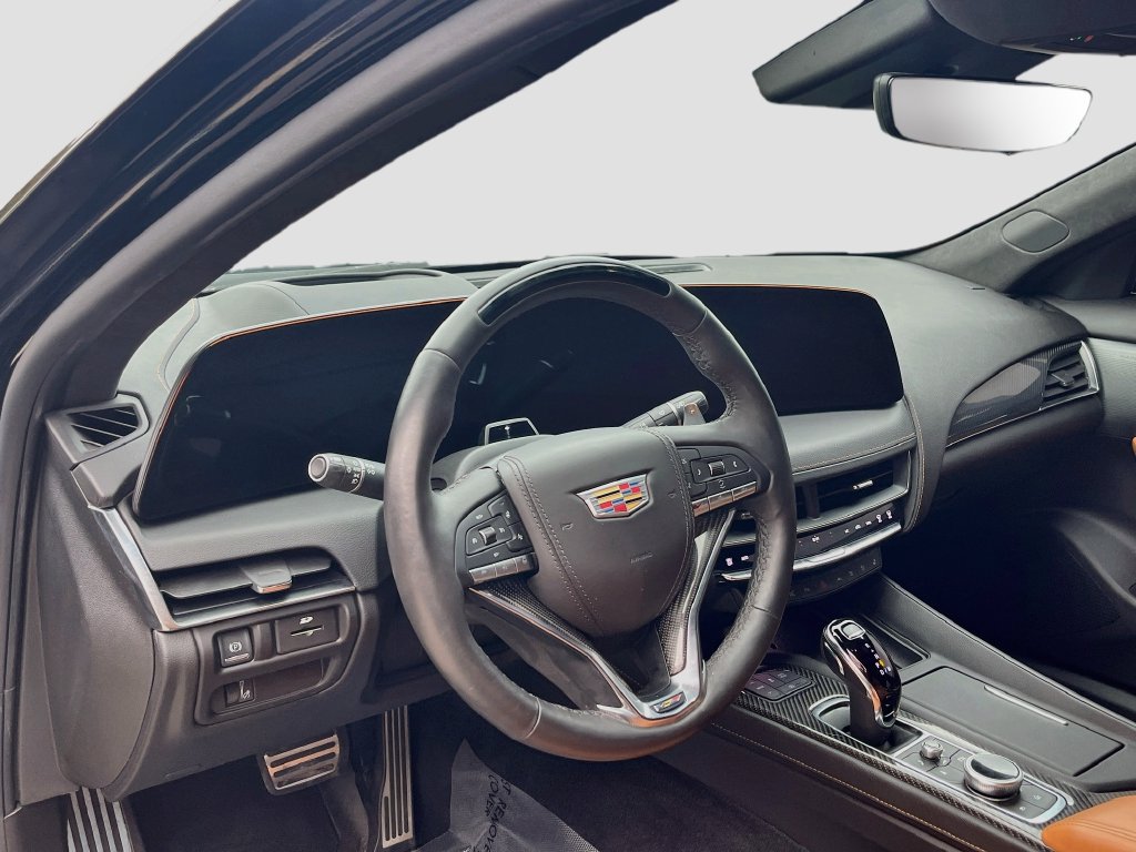 Used 2026 Cadillac CT5 V w/ Platinum Package AWD/4WD image 9