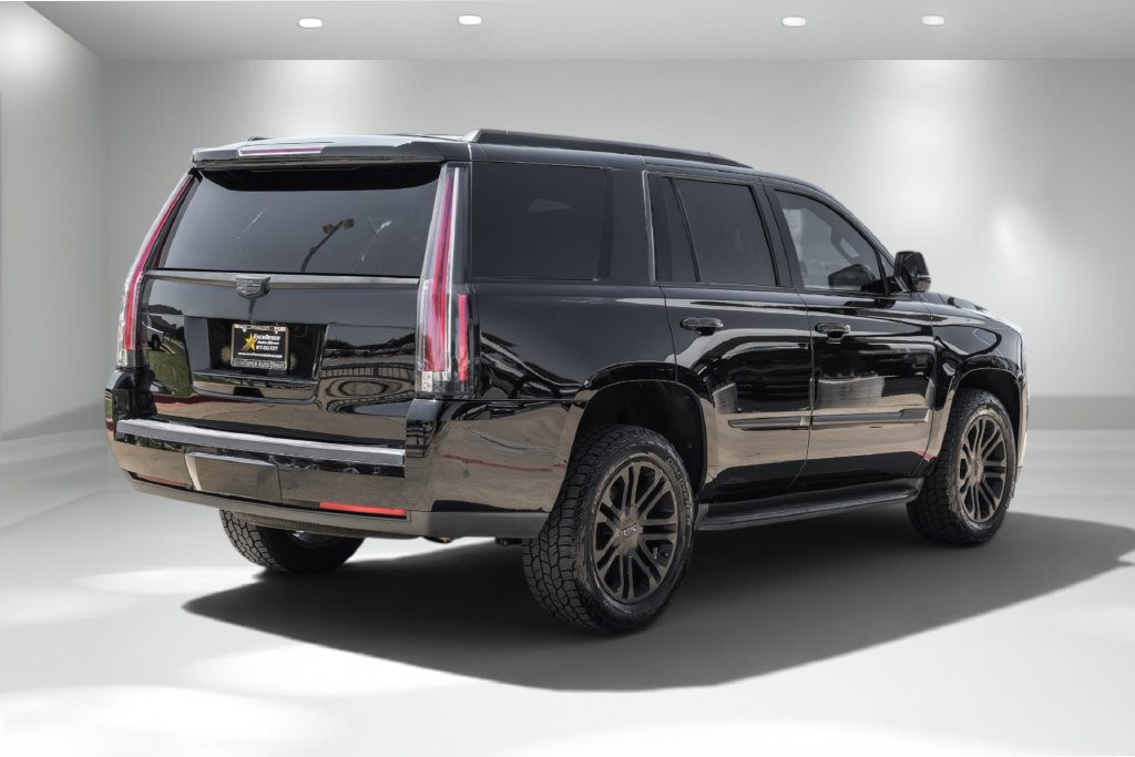 Used 2020 Cadillac Escalade 2WD image 6