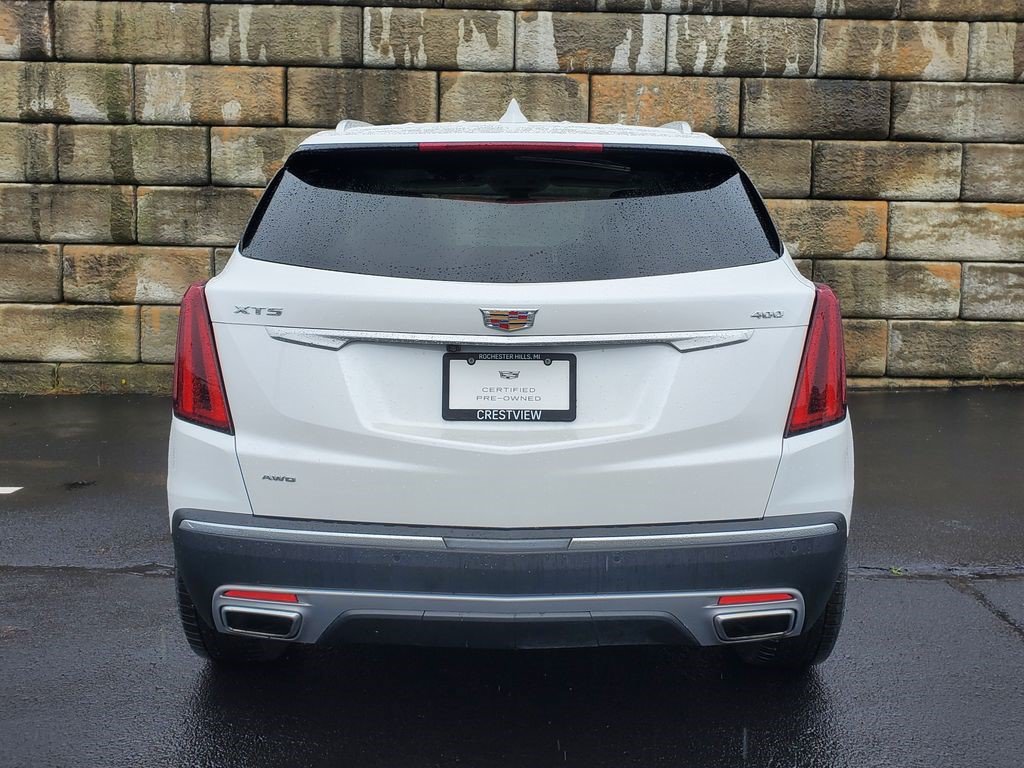 Certified 2024 Cadillac XT5 Premium Luxury w/ LPO, Floor Liner Package AWD/4WD image 4