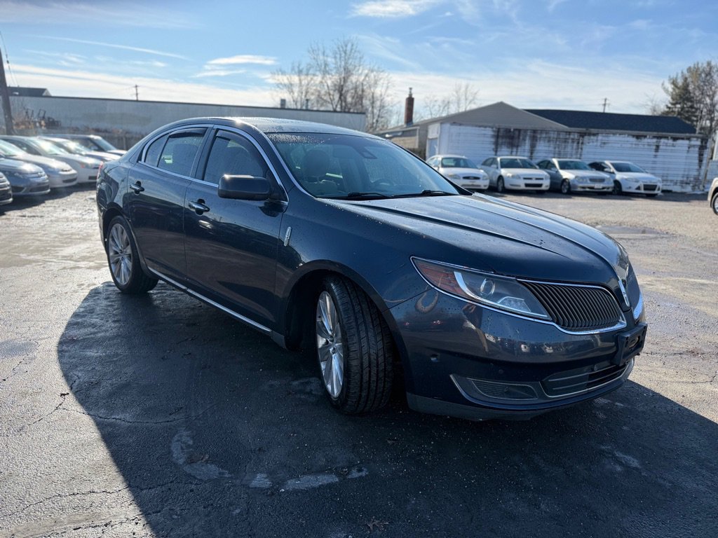 Used 2013 Lincoln MKS AWD image 3